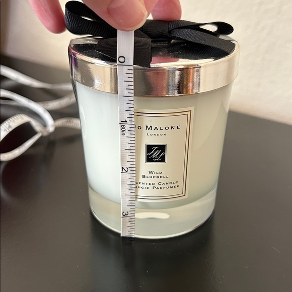 Jo Malone Wild Bluebell Candle 200g 45 Hour Burn w/ Silver Lid NIB $82 MSRP - Picture 10 of 14